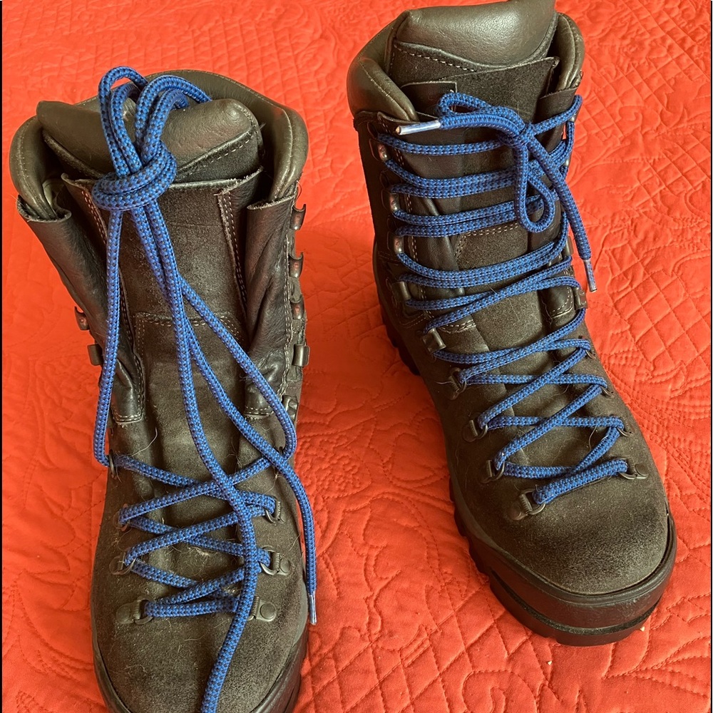 MERRELL MENS HIKING BOOT